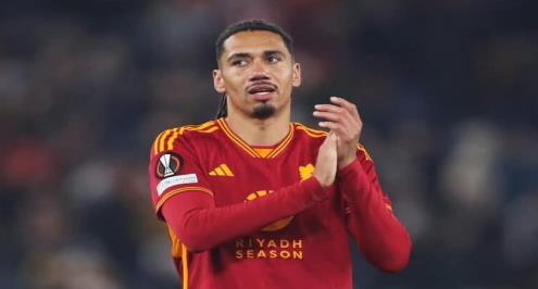 تقارير: روما يتحرك لتعويض سمولينج بعد اقترابه من الدوري السعودي